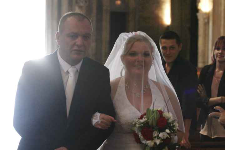 Entrée dans l'église