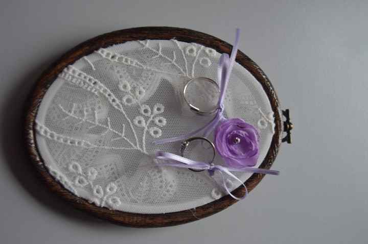 Porte alliance dentelle parme