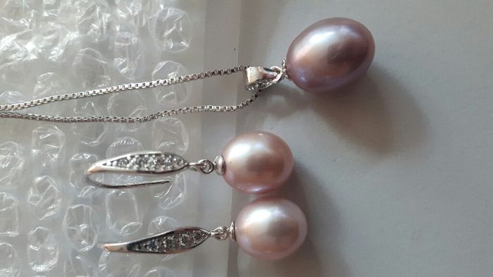 Parure  de  perle - 2