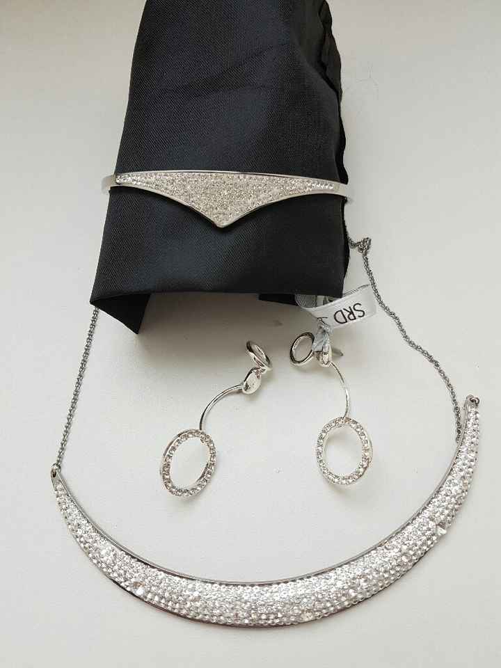 Essayage parure bijoux avec maquillage :) - 1