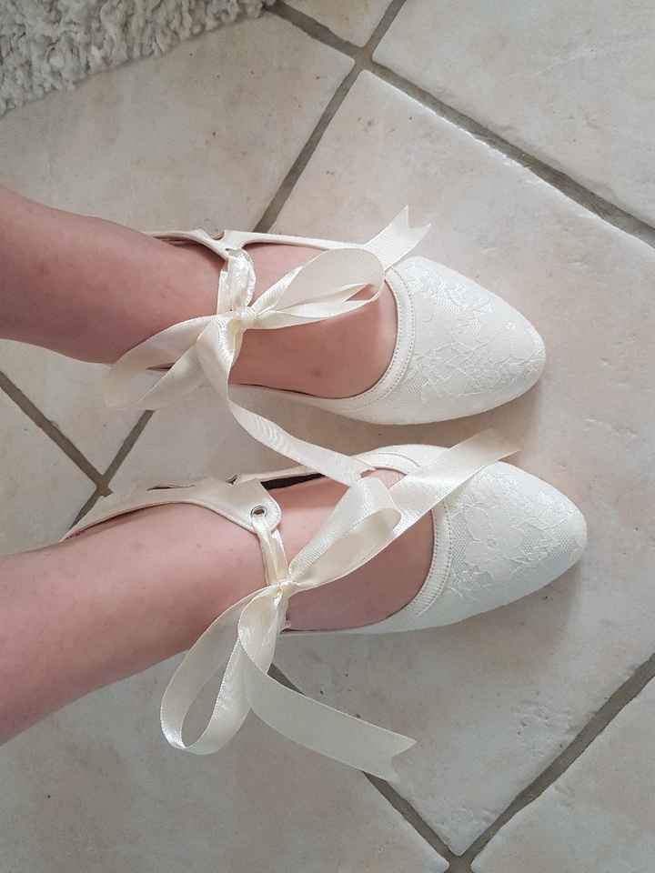 Escarpins pour la robe de mariée - 1