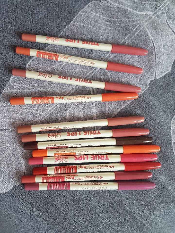 Crayon pour les lèvres - 1