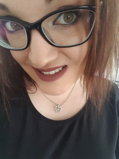 Nouvel essai maquillage avec paillette ivoire et rouge a lèvre sephora sans transfert - 4