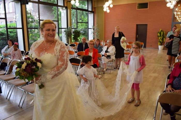 mon voile de 4 mètres en dentelle de Calais encore une star invitée