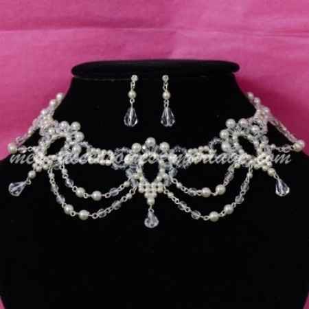 projet de parure collier et boucles