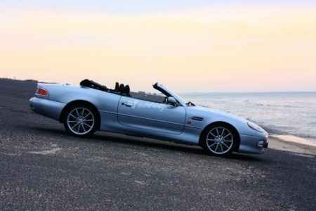 Aston Martin DB9