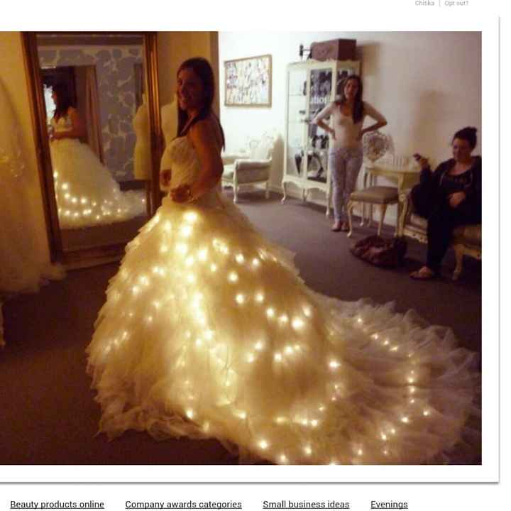 Les robes et accessoires les plus moches - 1