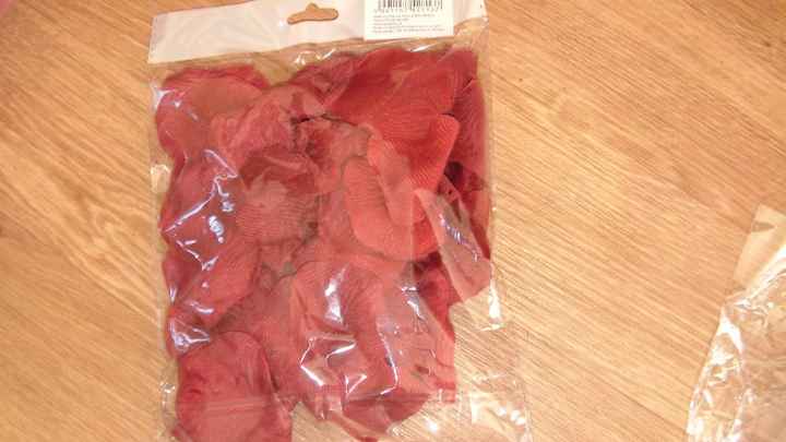 Pétales pour la table