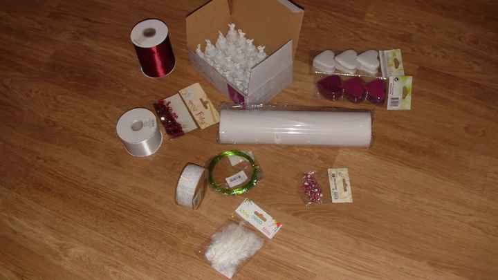 Colis déco, manque les housses de chaises sur la photo