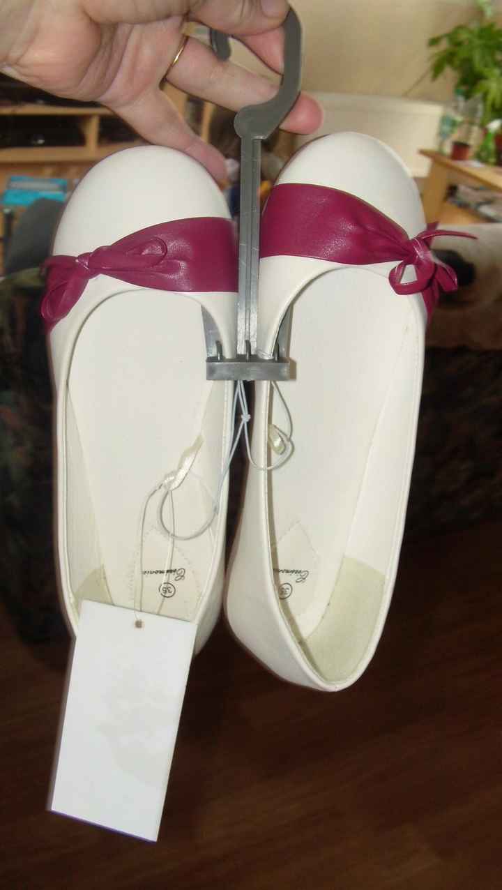 Chaussures de ma fille dans nos couleurs :)