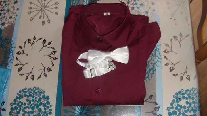 Chemise et noeud papillon de mon loulou, promis vous aurez la photo des essayages lol
