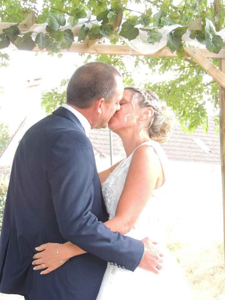 Aliances aux doigts...