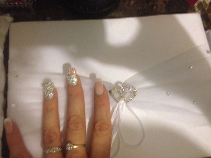 Mes ongles de mariées en swarovski - 2