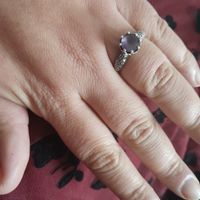 Ta bague de fiançailles sur le Pinterest de Mariages.net ça t'intéresse ? ❤️ - 1