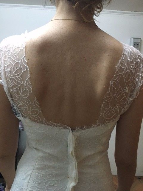 dos tulle brodée