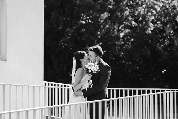 A la sortie de la mairie - Franklin Yankam photographie