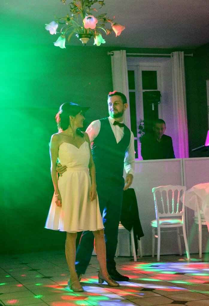  Montrez moi vos robe de Mairie. - 1