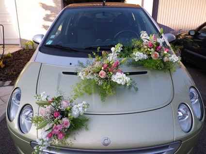 modèle fleurs voiture
