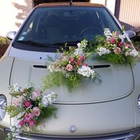modèle fleurs voiture