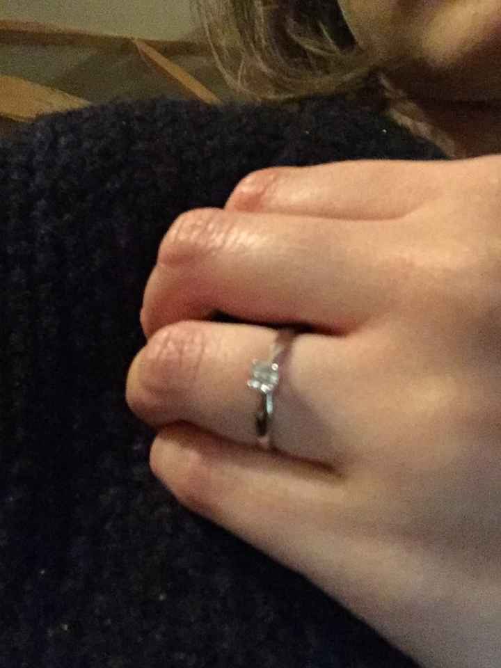 Les bagues de fiançailles - 1