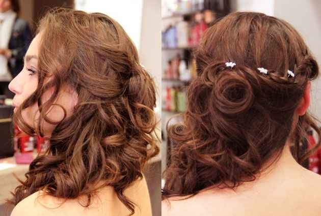 Coiffure sur le côté effet coiffé/Décoiffé