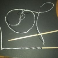 Deco bar a gourmandise : wedding cake en carton - 4