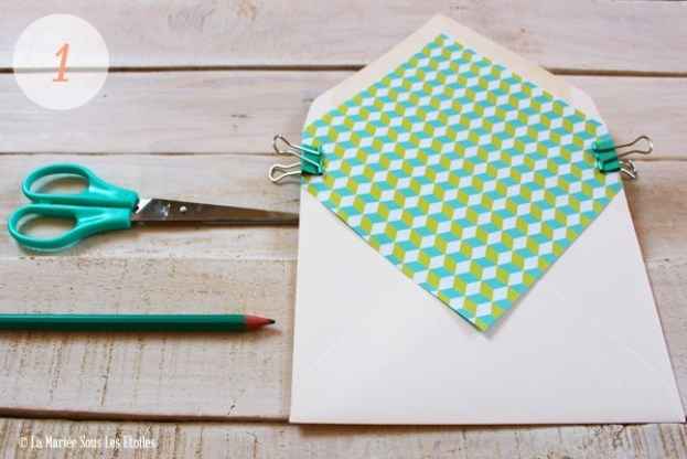 Diy personnalisé ses enveloppes - source : la mariée sous les étoiles