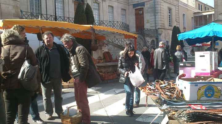 Samedi: jour de marché à Apt