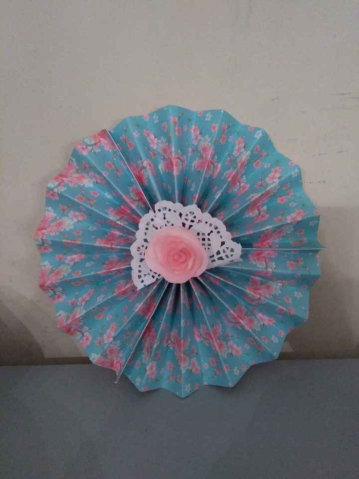 Rosaces en déco de chaises ? - 1