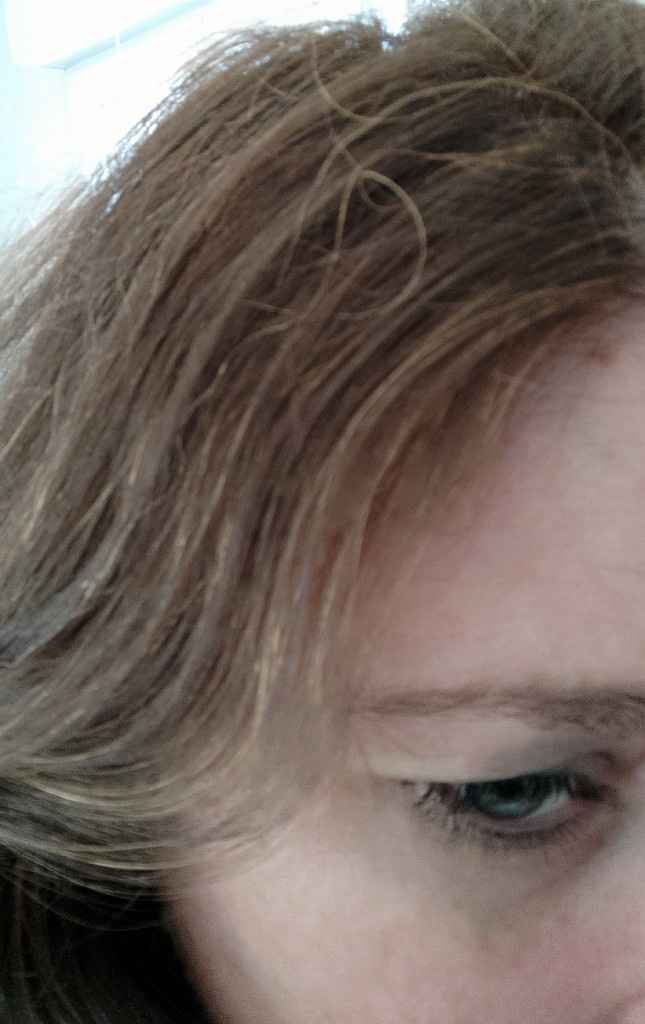 Comment faire de mes cheveux blancs un allié beauté lors de mon mariage ? - 3