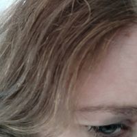 Comment faire de mes cheveux blancs un allié beauté lors de mon mariage ? - 3