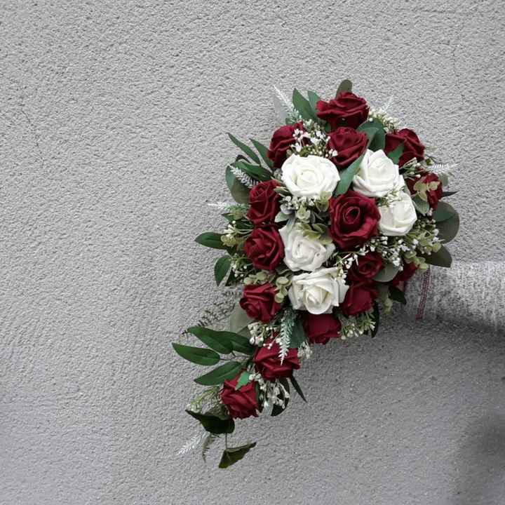 Bouquet cascade ou bouquet rond  pour ronde de rubans - 1