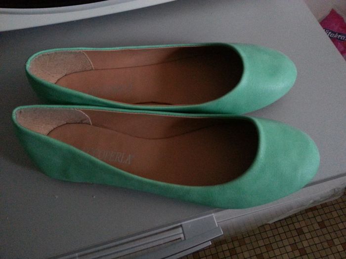 Chaussures couleur robe ou dépareillées - 1