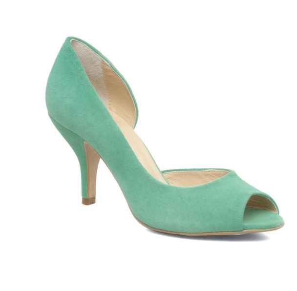Chaussures couleur robe ou dépareillées - 1
