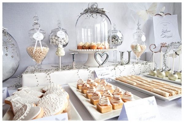 Sweet table