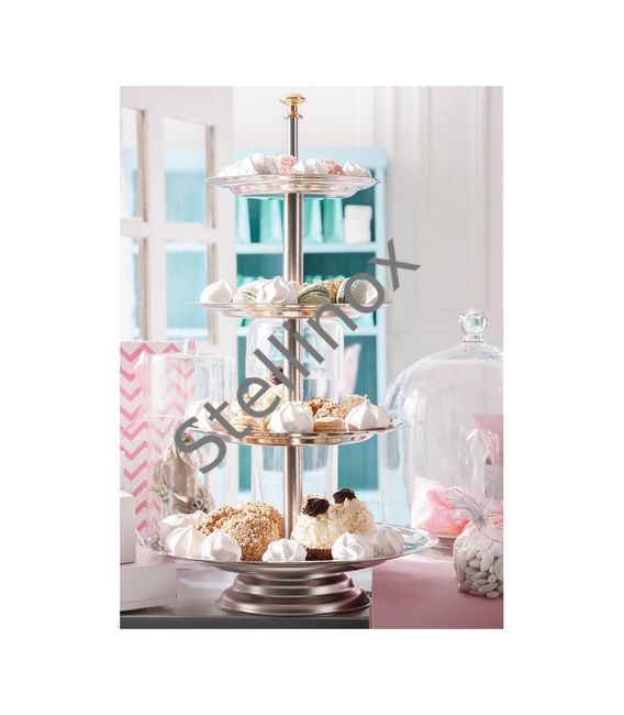 Gâteaux directement sur table... - 1