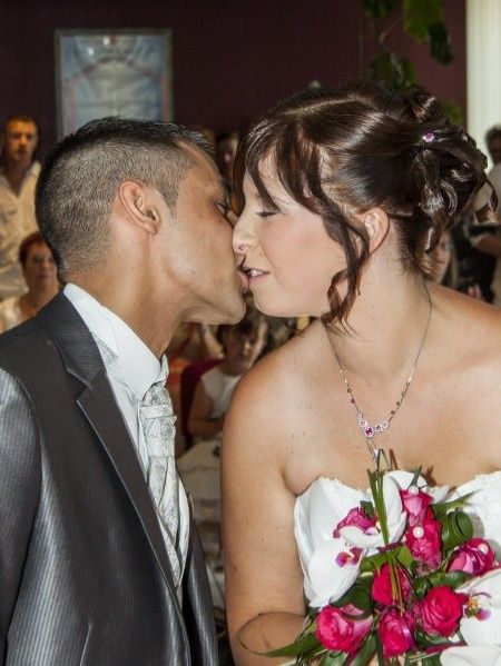 le bisou a la mairie