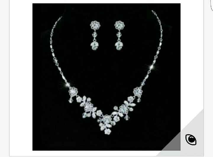Quel collier avez-vous prévu de mettre - 1