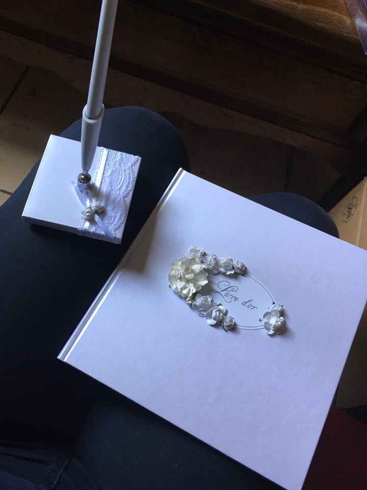 Livre d'or + porte stylo + dragées - 1