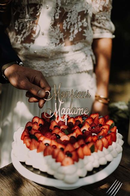 2 mariages, 2 wedding cake. Lequel préfères-tu ? 1