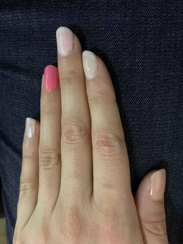 Besoin de vos avis sur le vernis à ongles ? - 2