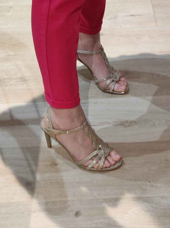 Partage-nous ta pointure de chaussures - 1