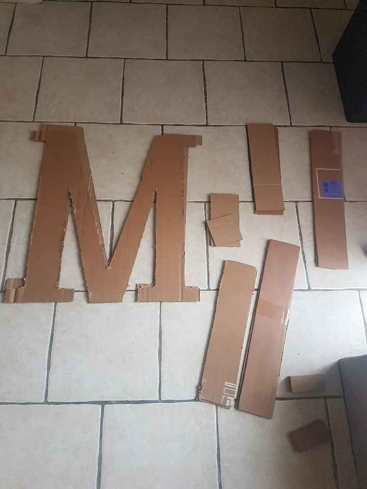Lettres Géantes - 1