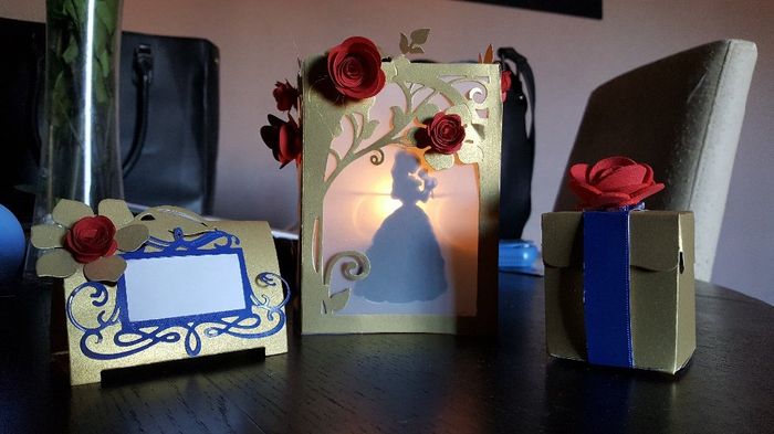 Marque place, photophore et boîte à dragées