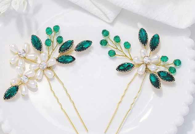 Bijoux et accessoires : un accessoire pour les cheveux ?  💍⌚✨ - 1