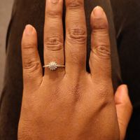 Ta bague de fiançailles sur le Pinterest de Mariages.net ça t'intéresse ? ❤️ - 1