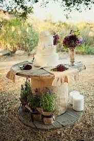 présentoir gâteau de mariage et wedding cake