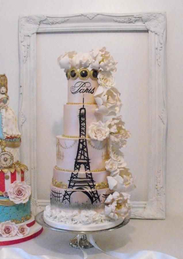 wedding cake thème paris 