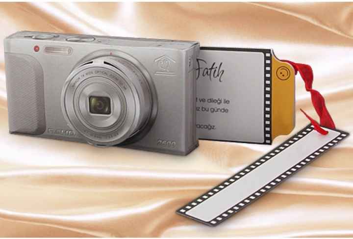 Faire part de mariage original appareil photo