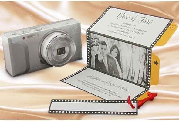 Faire part de mariage original appareil photo: